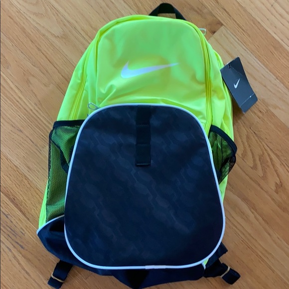 nike black and yellow backpack